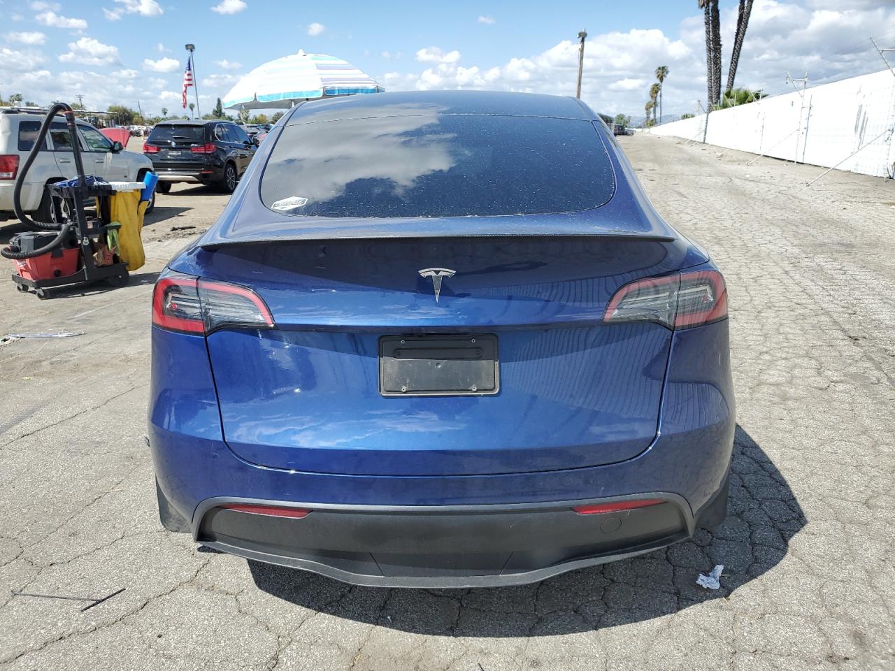 2023 Tesla Model Y VIN: 7SAYGDEF0PF894132 Lot: 48062595