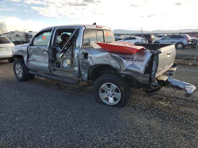  TOYOTA TACOMA 2014 Сріблястий