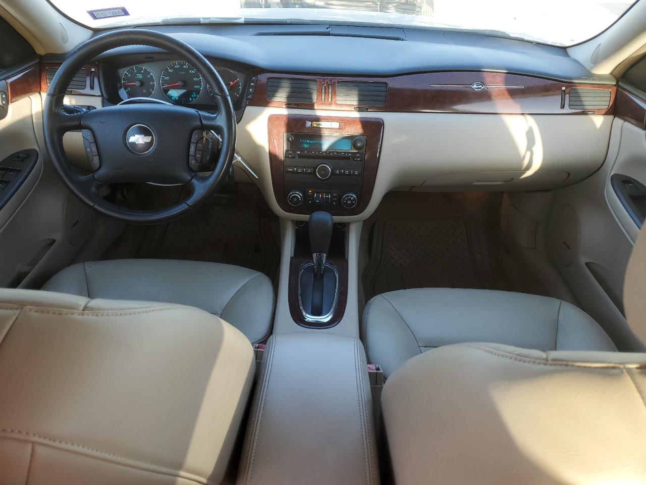 2010 Chevrolet Impala - Image 8