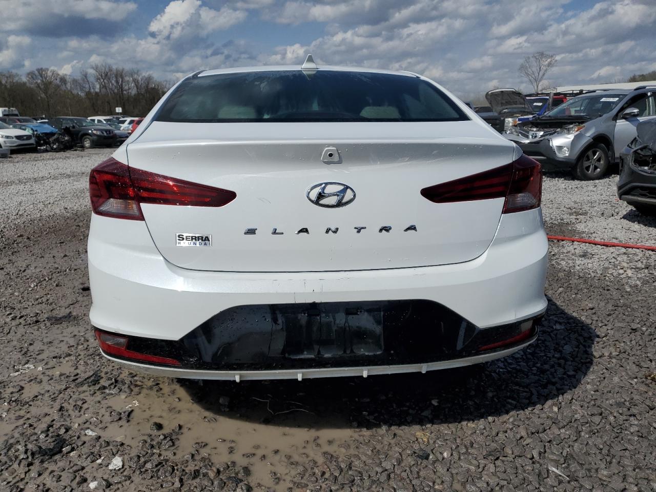 2020 Hyundai Elantra - Image 6