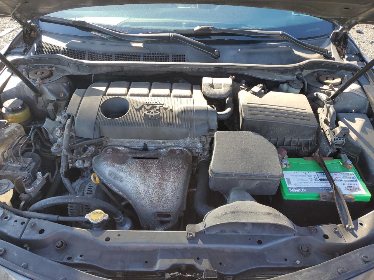 2011 Toyota Camry - Image 11