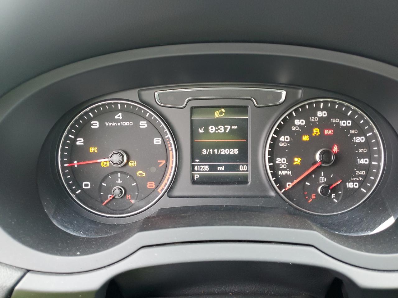 2018 Audi Q3 - Image 9