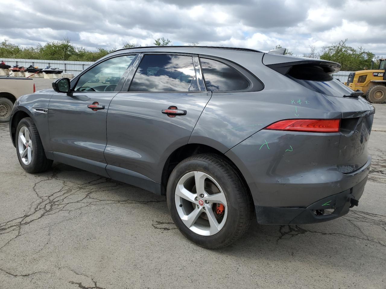 2018 Jaguar F-Pace - Image 2