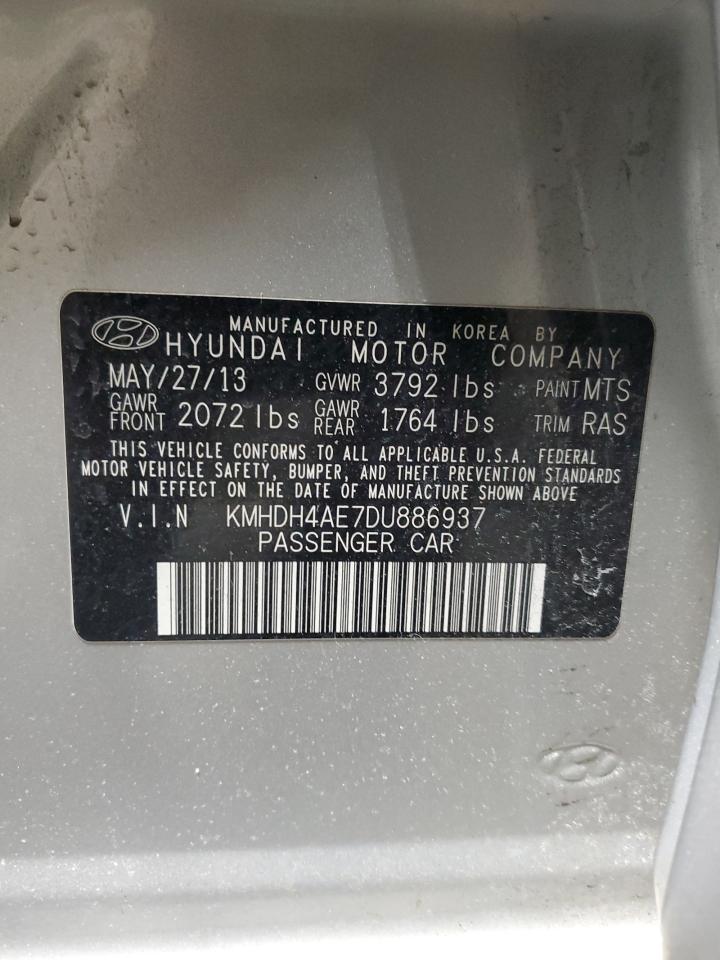 2013 Hyundai Elantra - Image 12