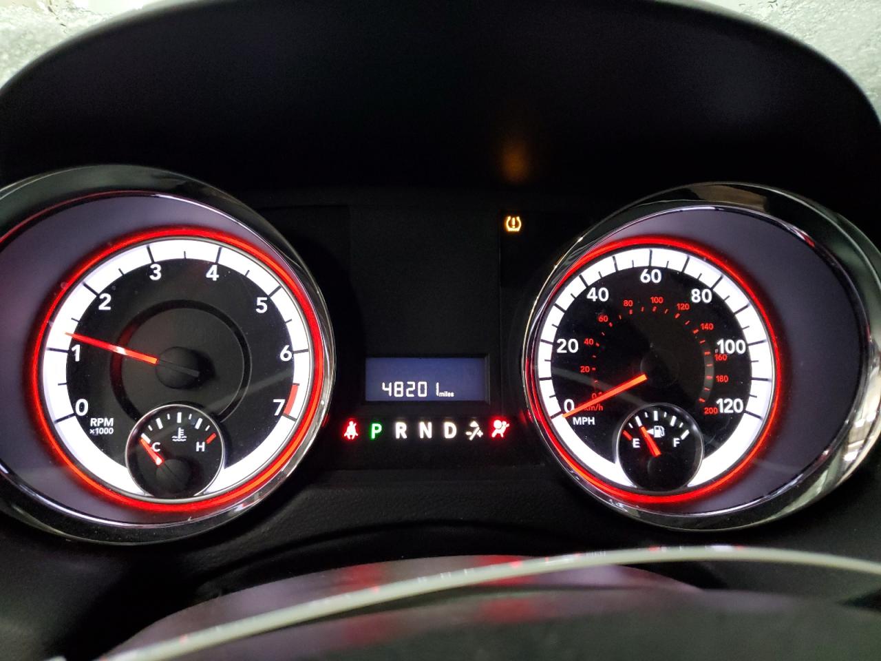 2020 Dodge Caravan - Image 9