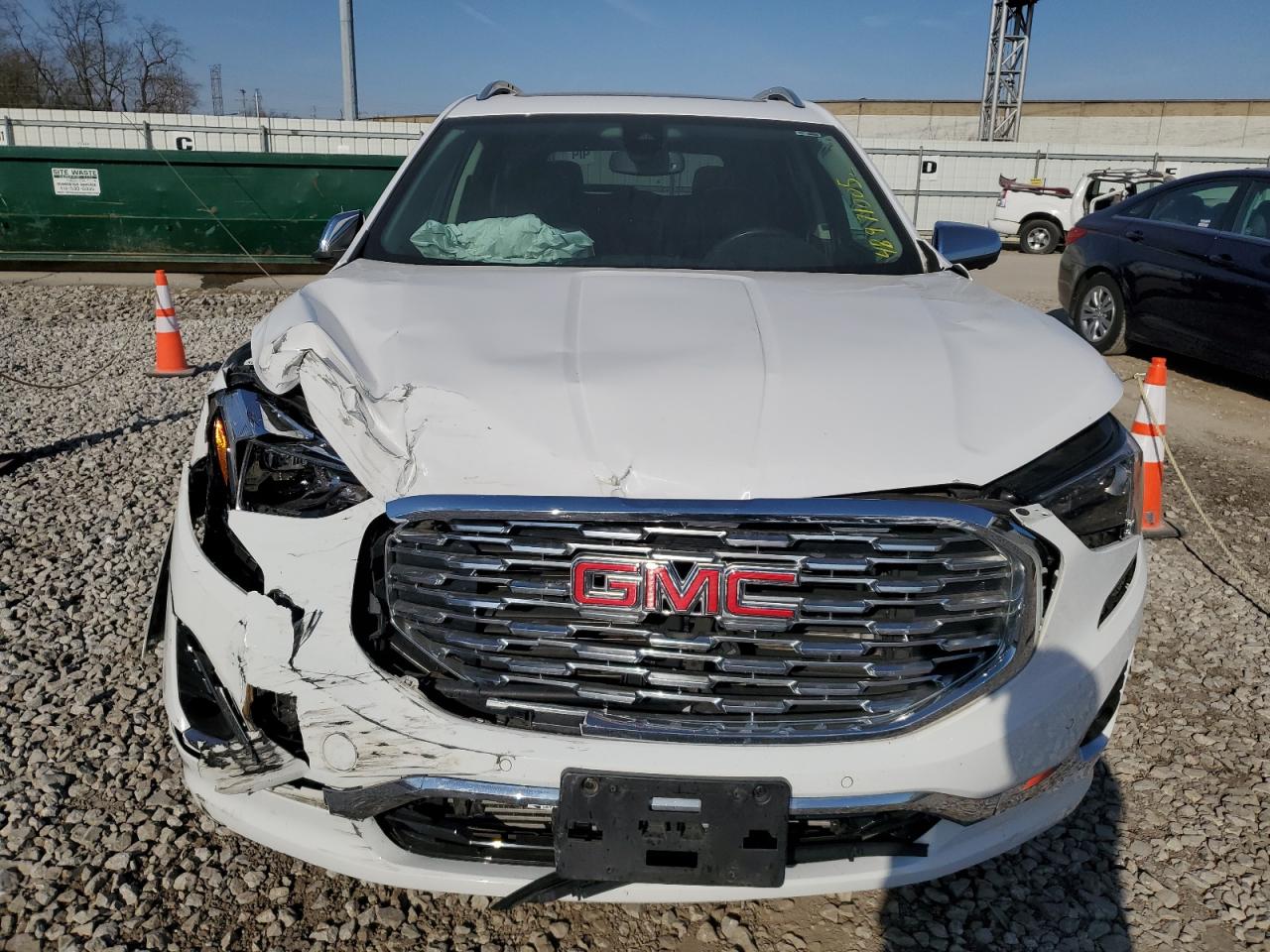 2020 GMC Terrain - Image 5