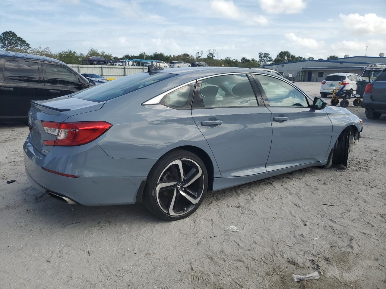 2022 Honda Accord - Image 3