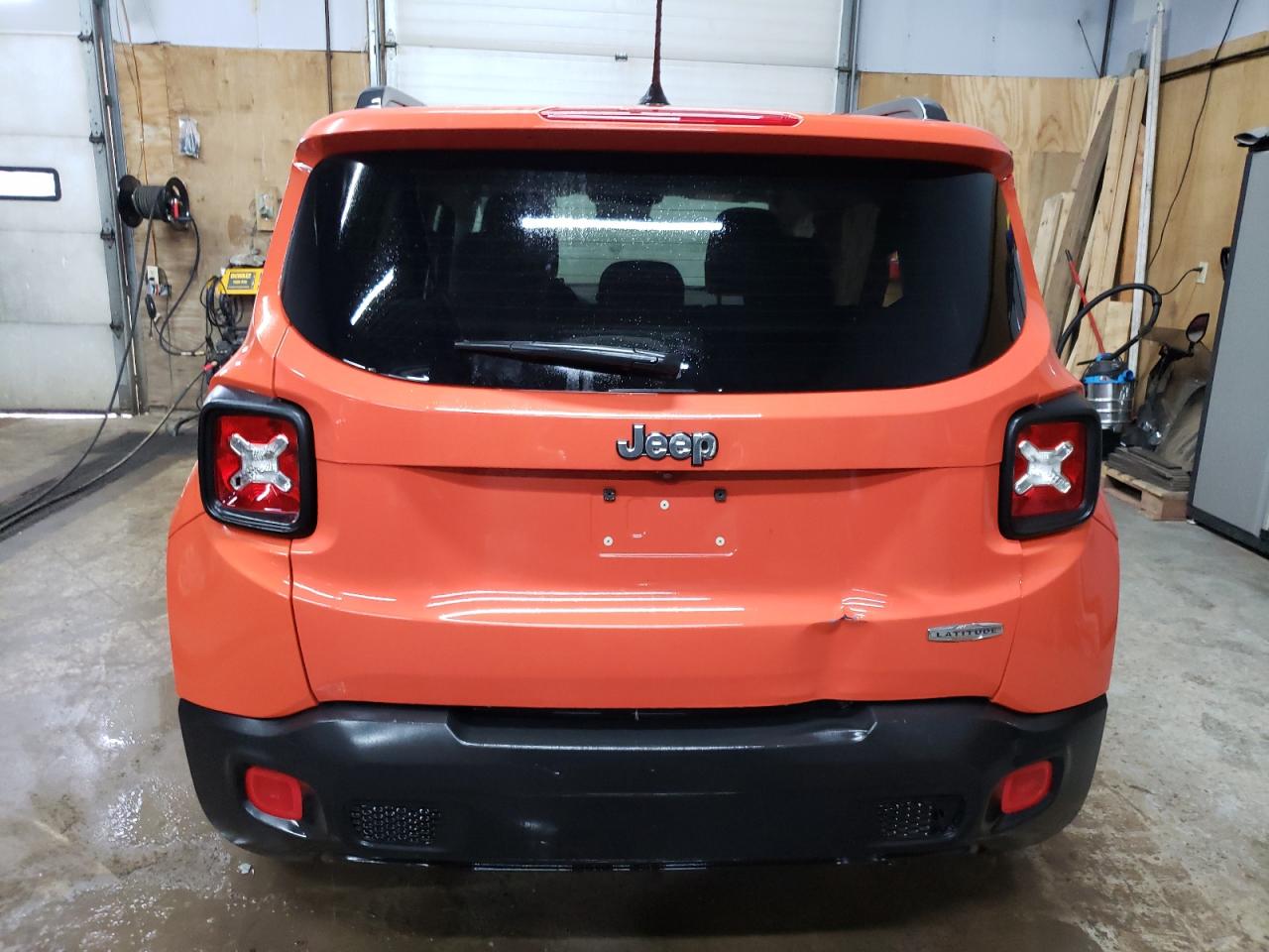 2015 Jeep Renegade - Image 6