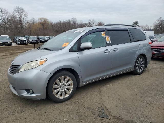 2011 Toyota Sienna Xle