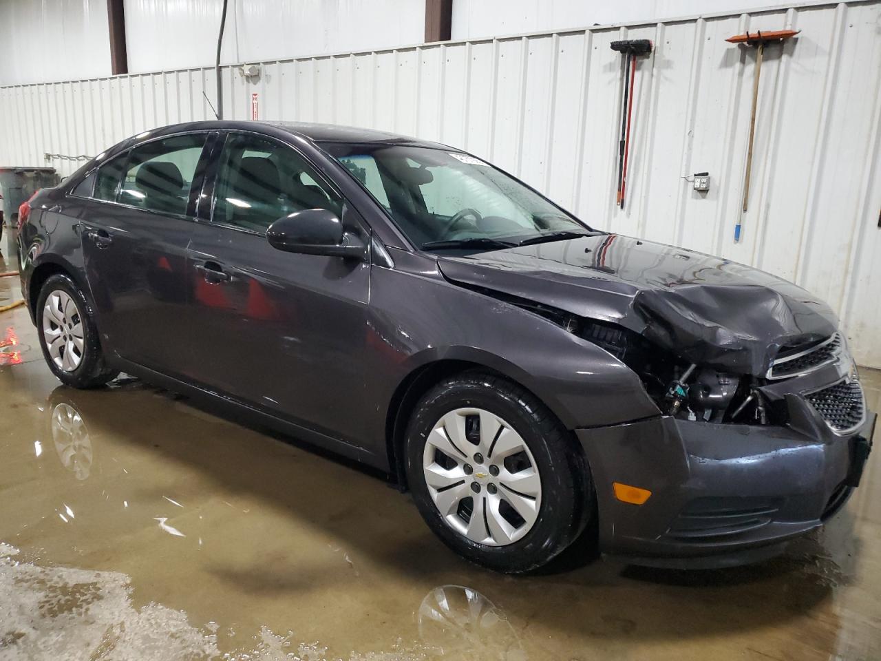 2014 Chevrolet Cruze - Image 4