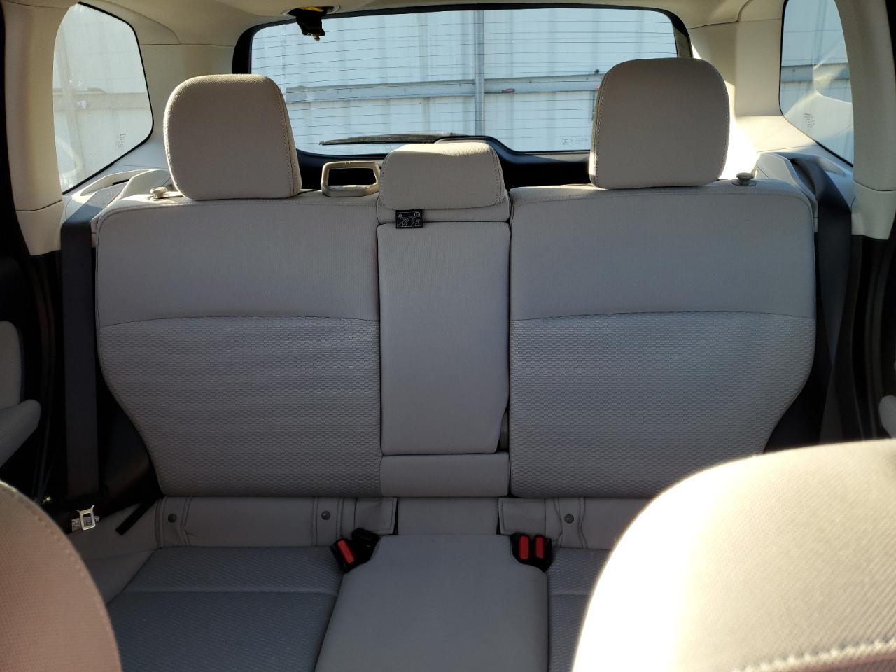2015 Subaru Forester - Image 10