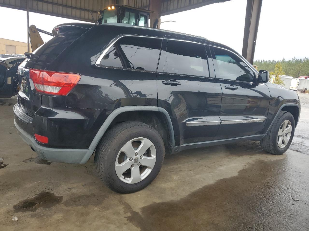 2012 Jeep Grand Cherokee - Image 3