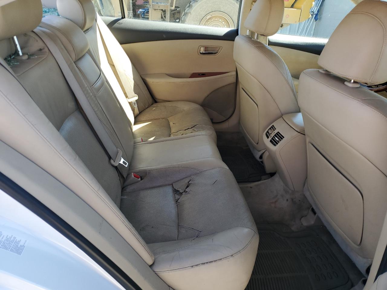 2009 Lexus ES - Image 10