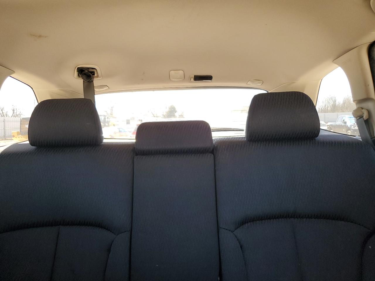 2012 Subaru Outback - Image 10