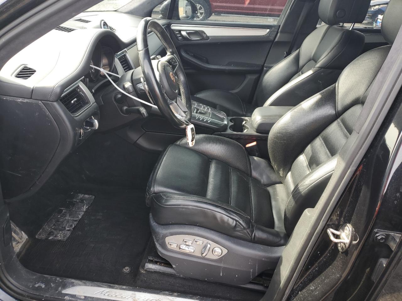 2015 Porsche Macan - Image 7