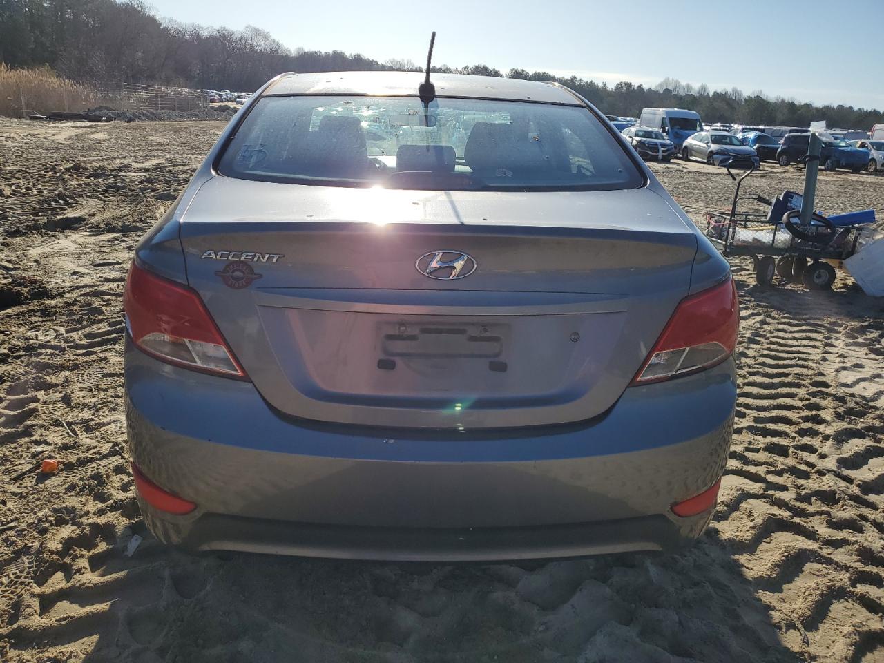 2015 Hyundai Accent - Image 6