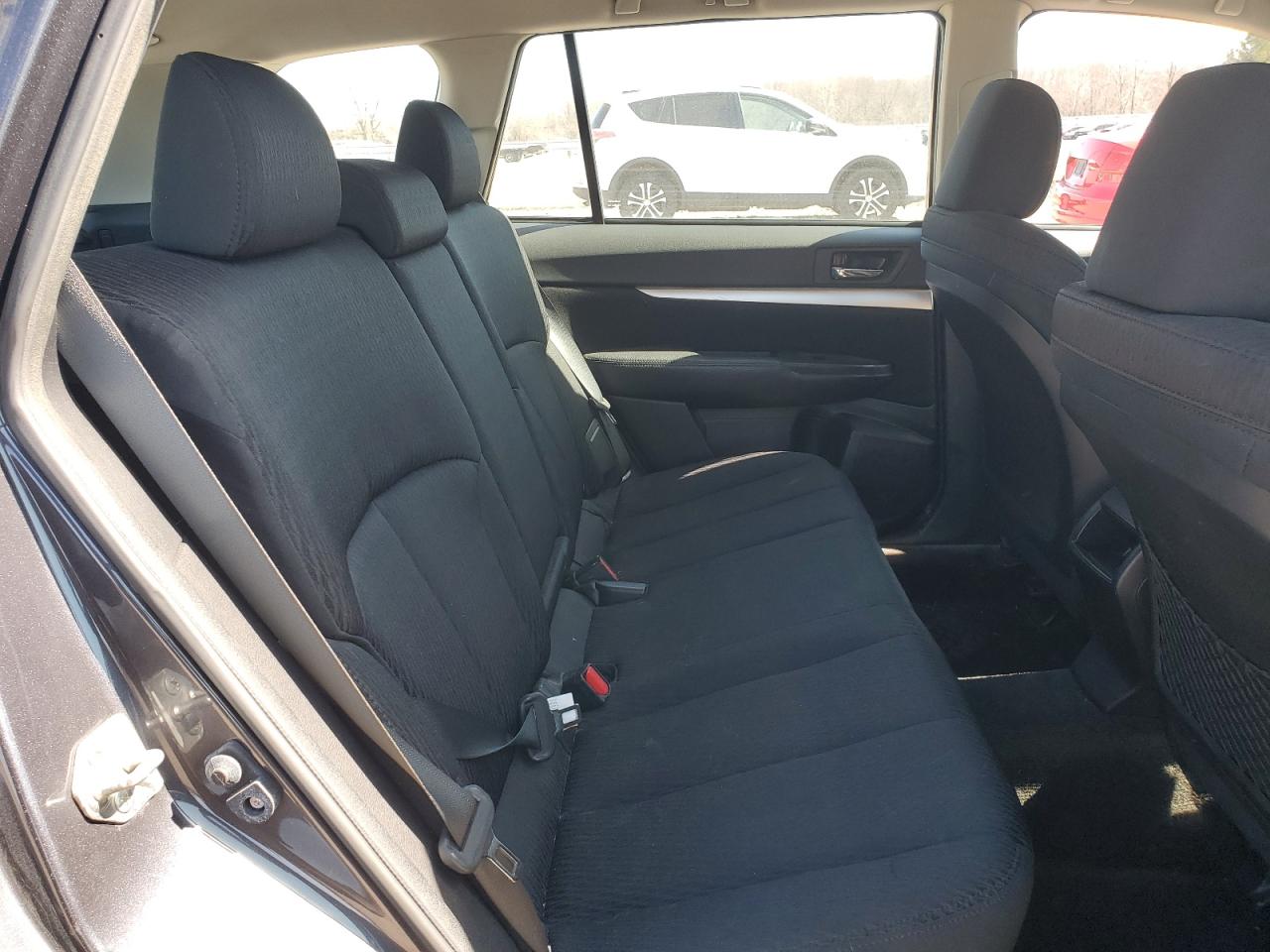 2012 Subaru Outback - Image 11