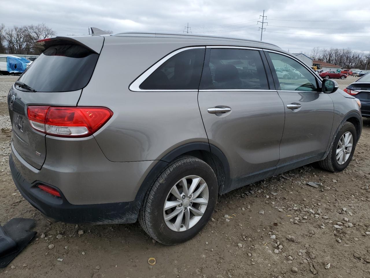2017 Kia Sorento - Image 3
