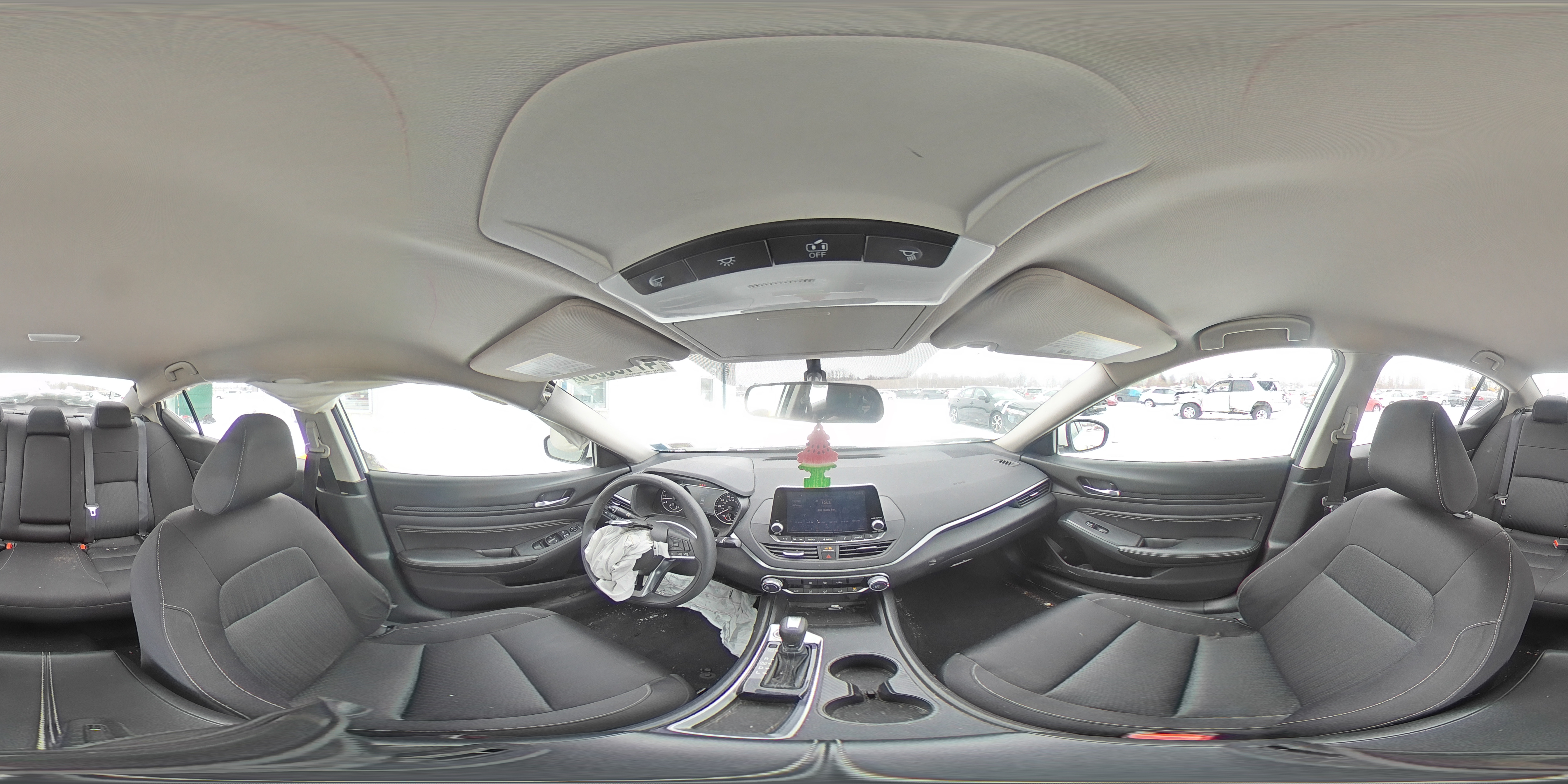 2020 Nissan Altima - Image 15