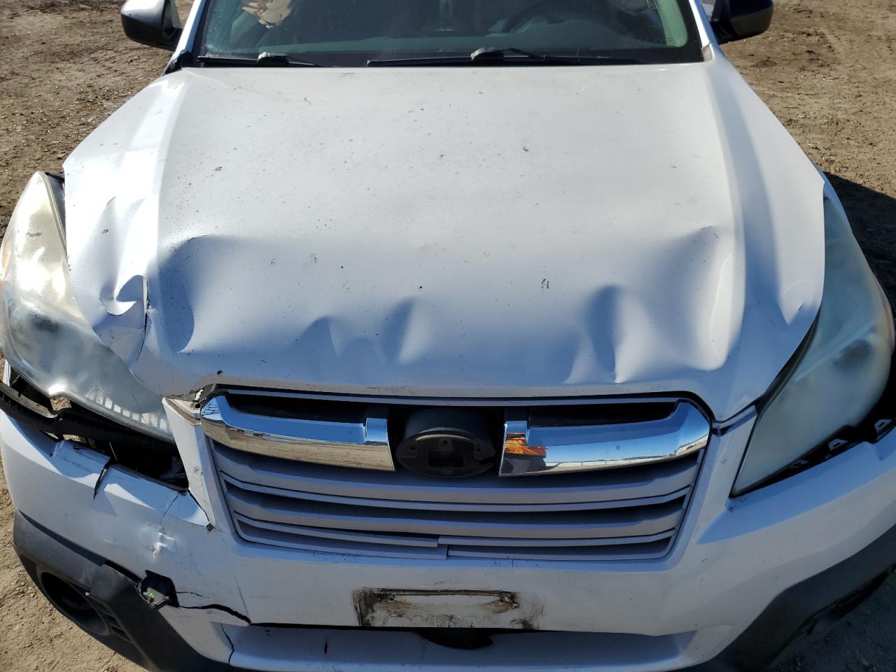 2013 Subaru Outback - Image 13