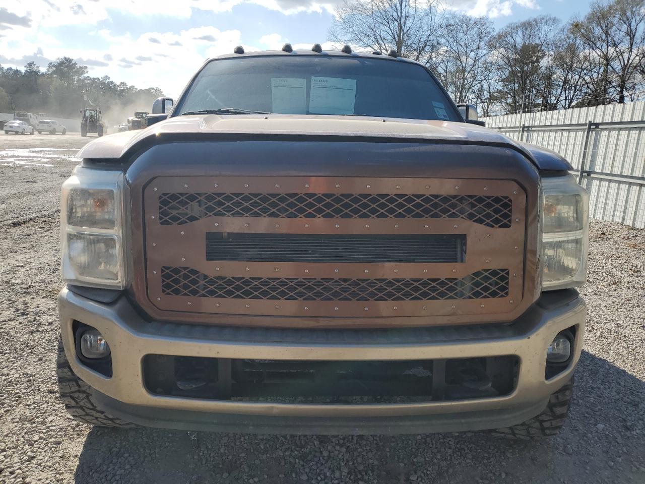 2011 Ford F250 - Image 5