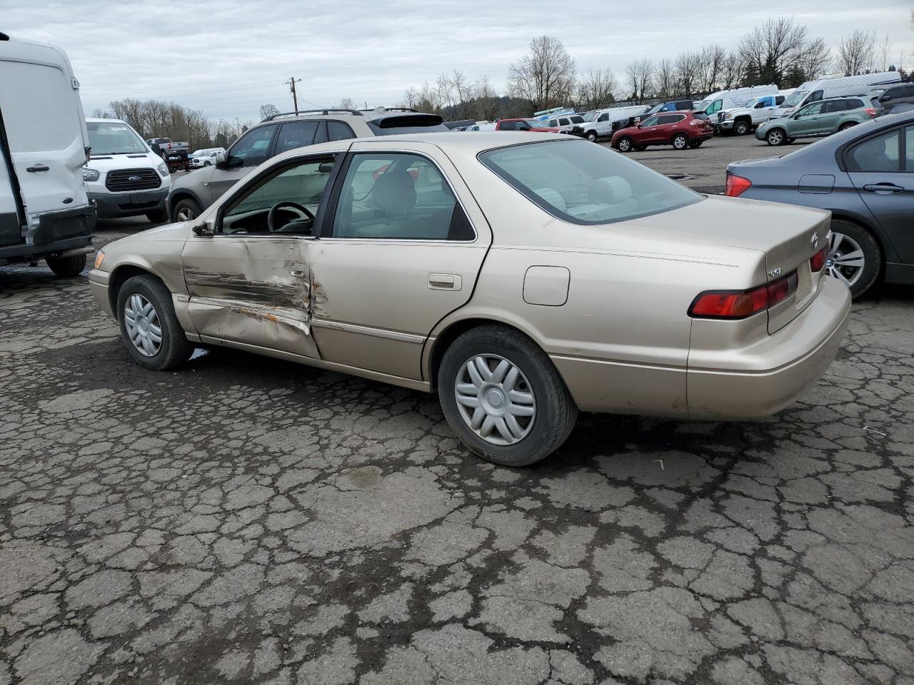 1998 Toyota Camry - Image 2