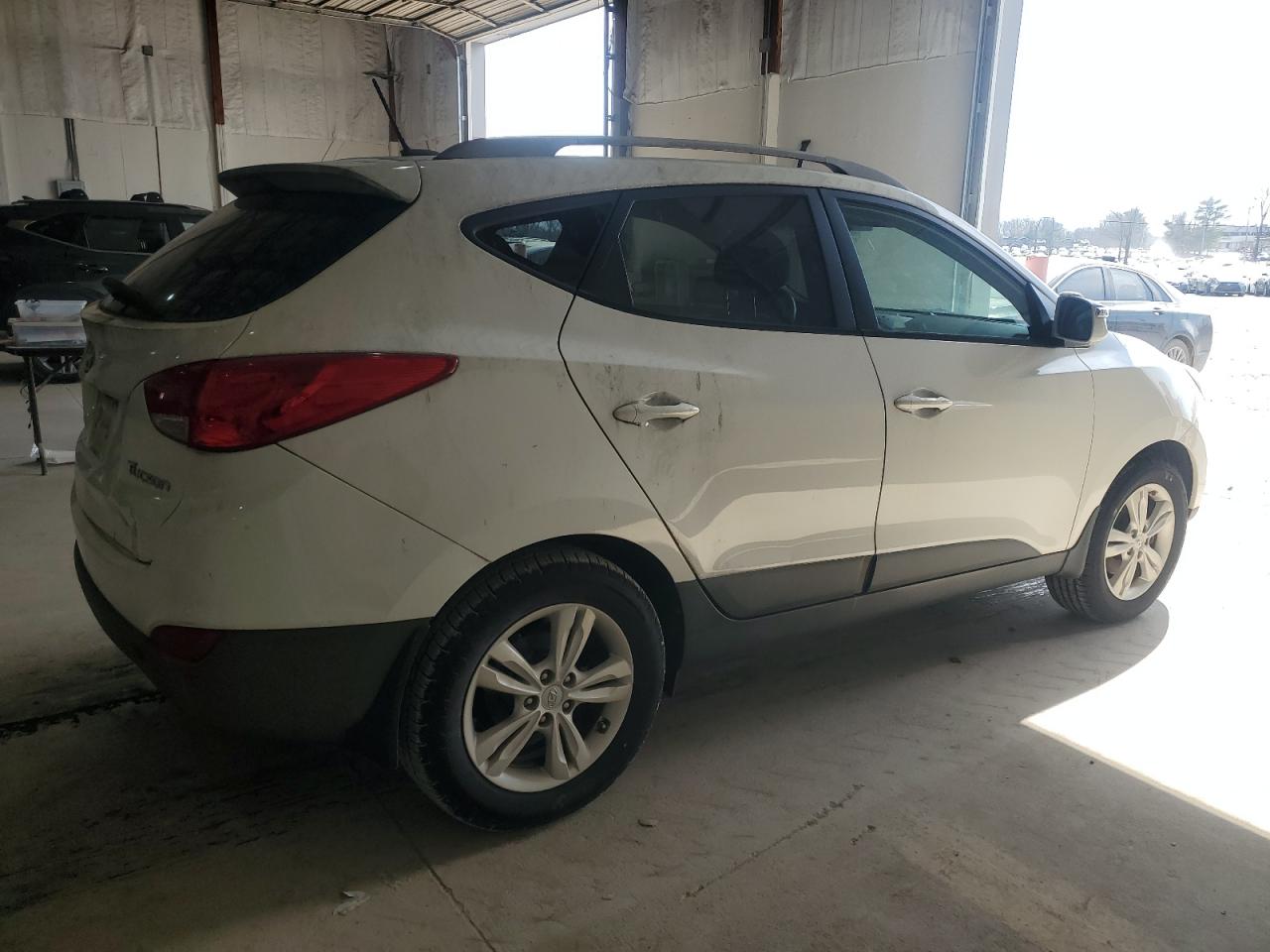 2012 Hyundai Tucson - Image 3