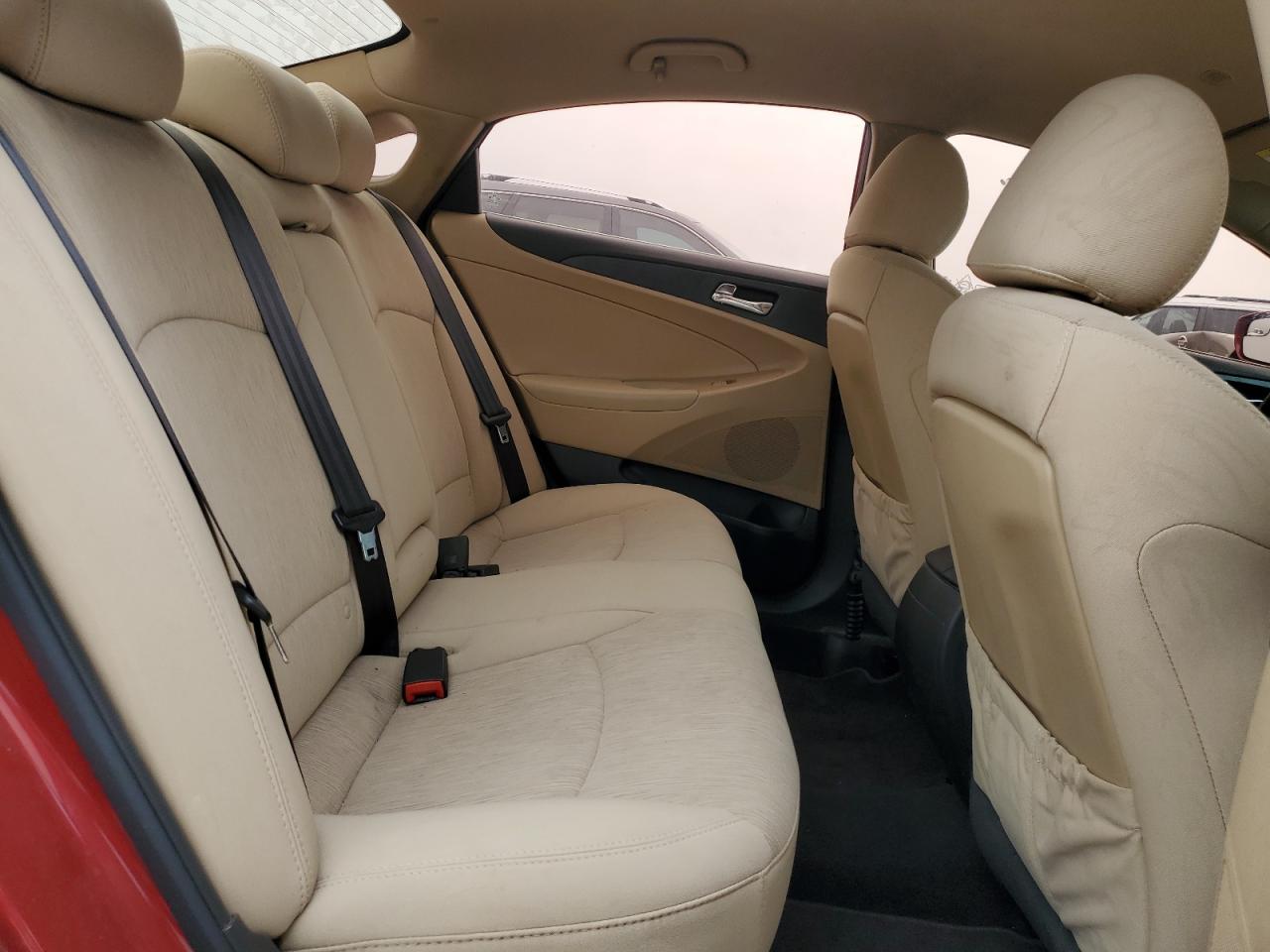2014 Hyundai Sonata - Image 10