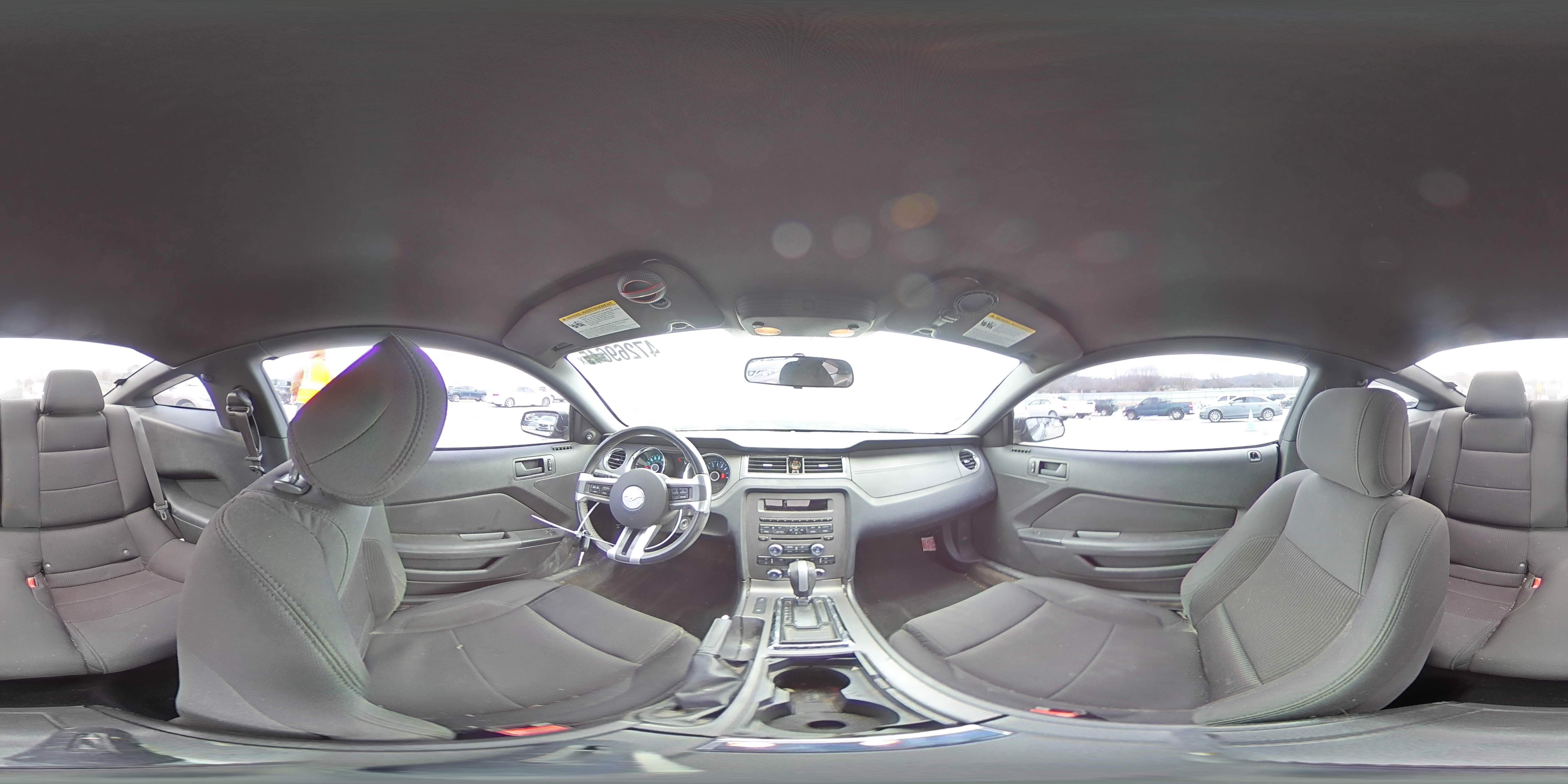 2014 Ford Mustang - Image 13