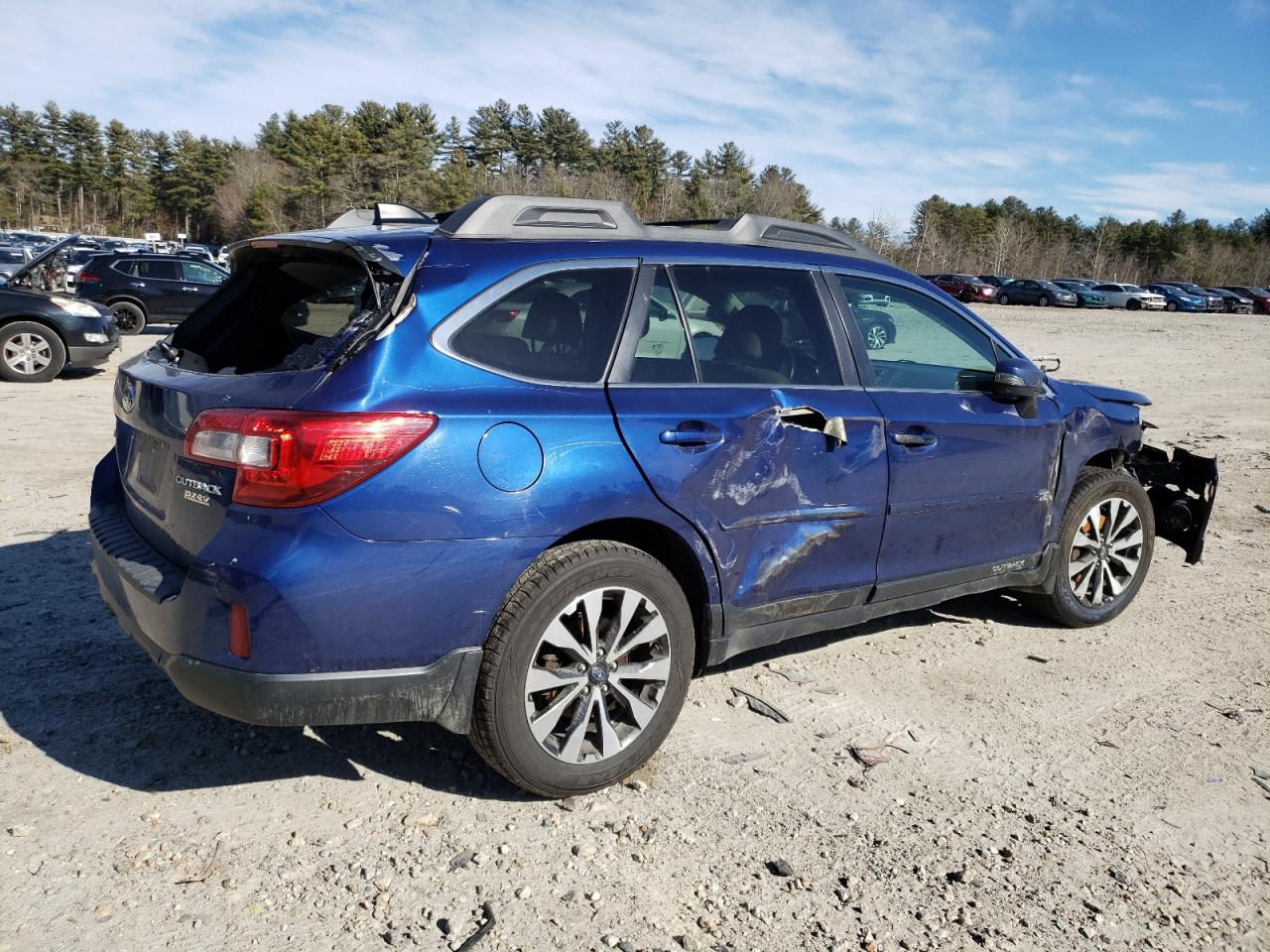 2016 Subaru Outback - Image 3