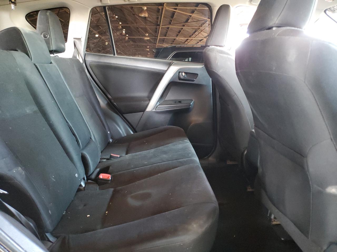 2014 Toyota RAV 4 - Image 10