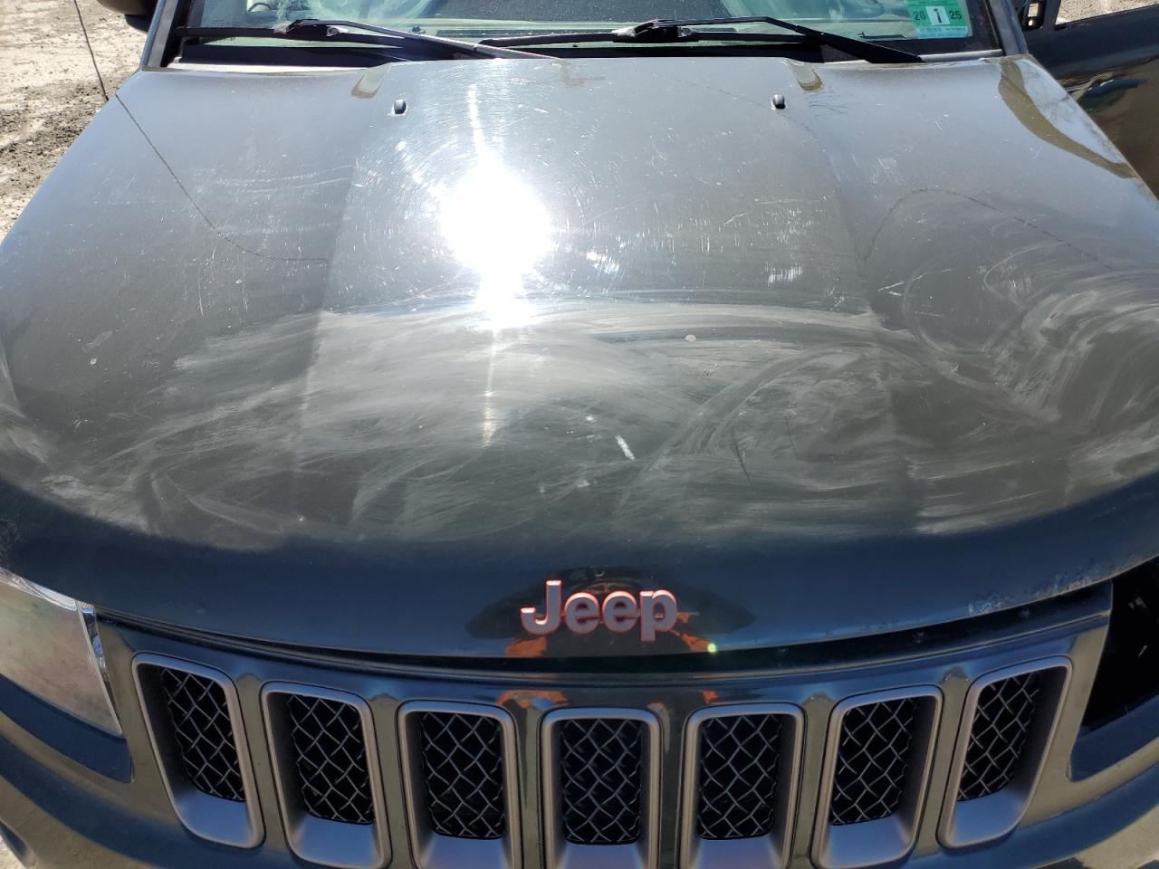 2016 Jeep Compass - Image 14