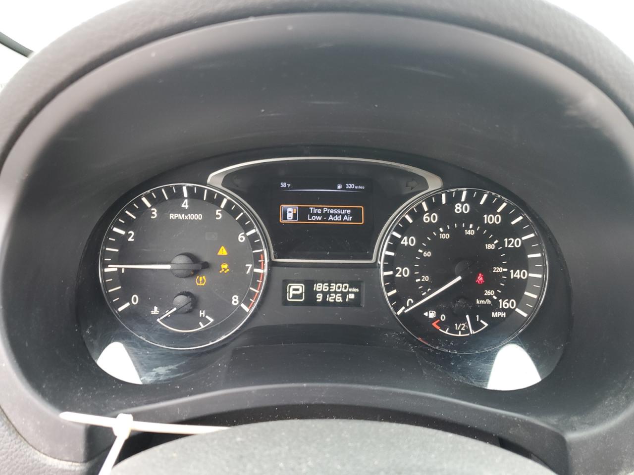 2015 Nissan Altima - Image 9