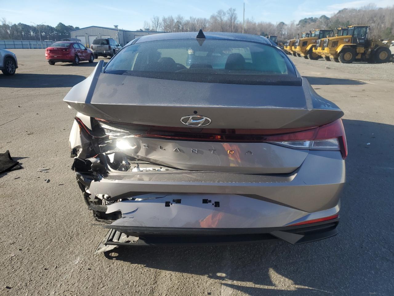 2023 Hyundai Elantra - Image 6