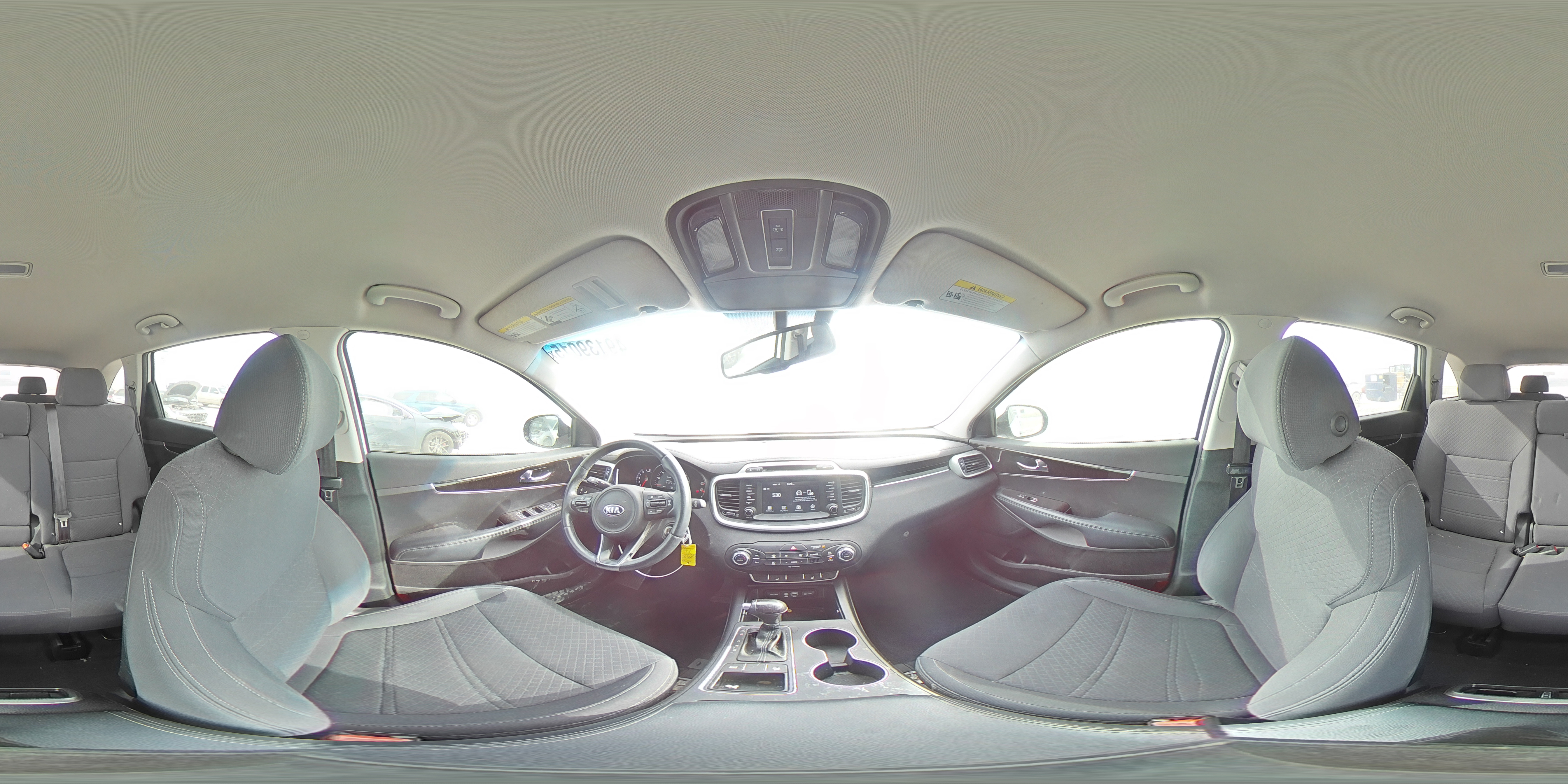 2018 Kia Sorento - Image 13