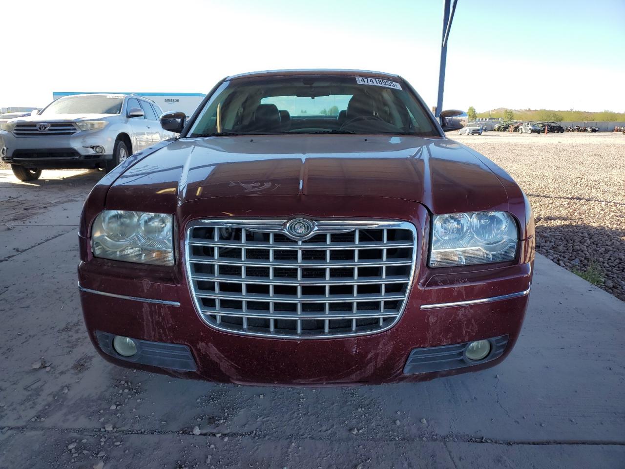 2010 Chrysler 300 - Image 5