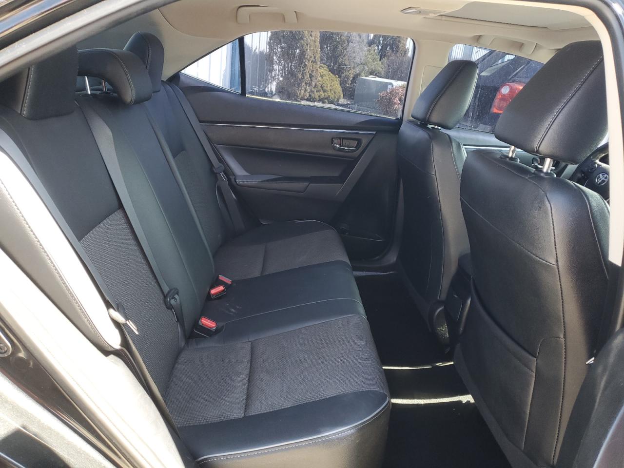 2014 Toyota Corolla - Image 10