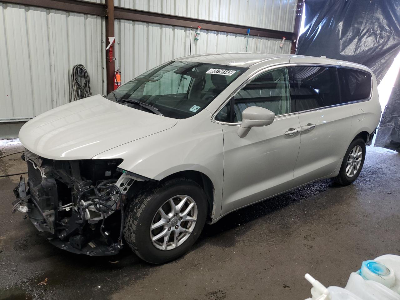 Glassboro, NJ에서 판매 중인 2020 Chrysler Pacifica Touring - Rear End