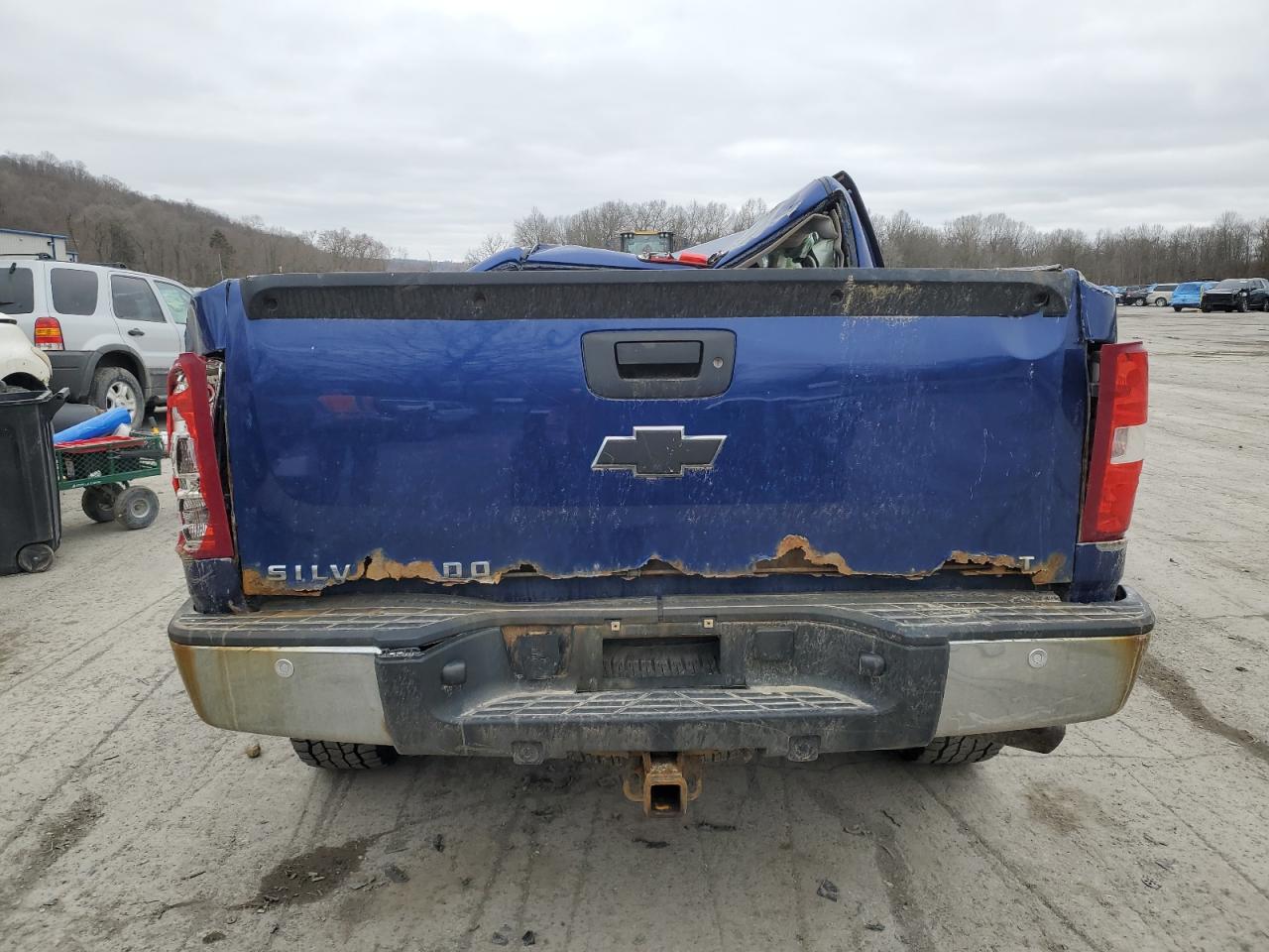 2013 Chevrolet Silverado - Image 6