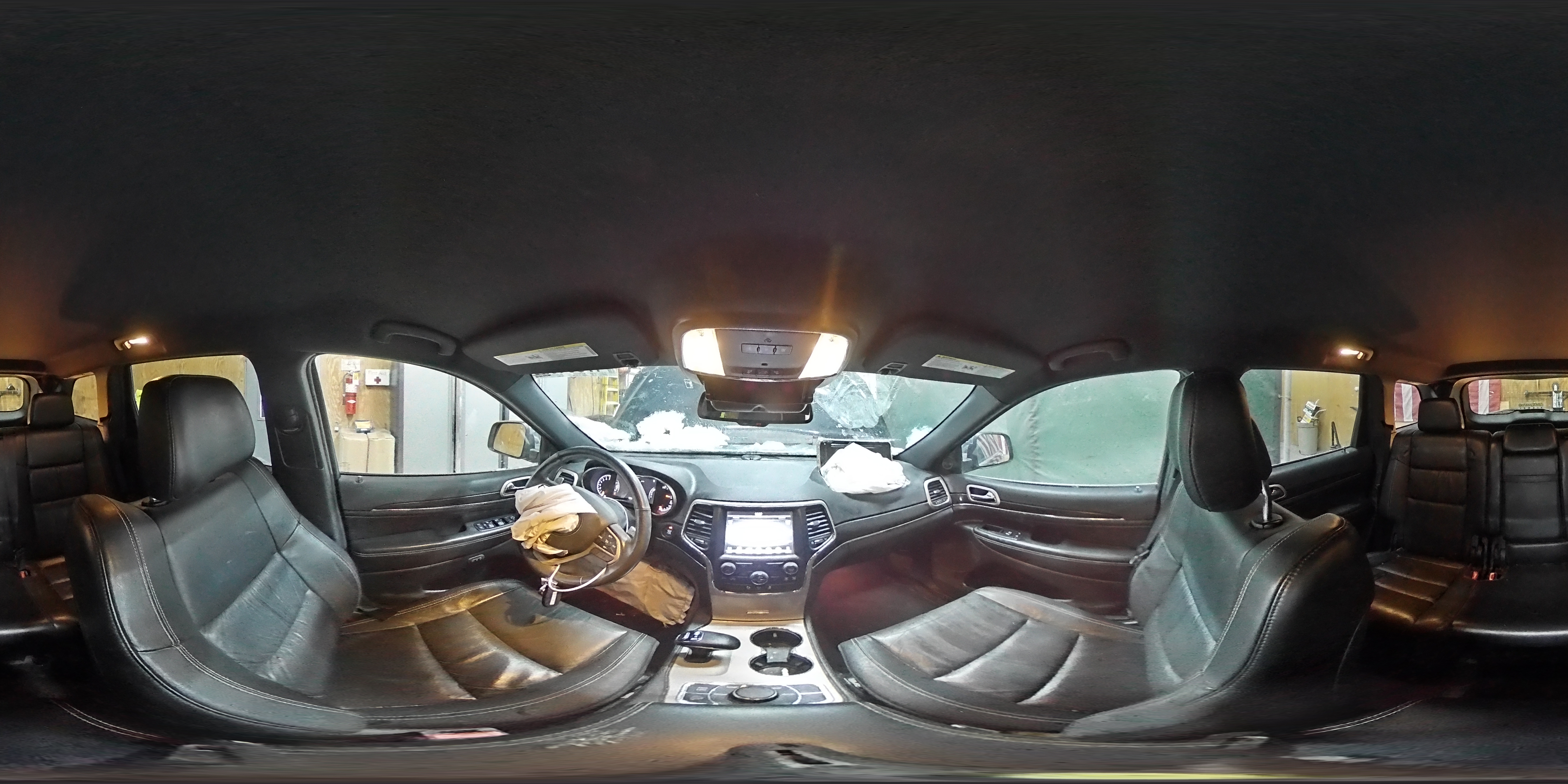 2014 Jeep Grand Cherokee - Image 15