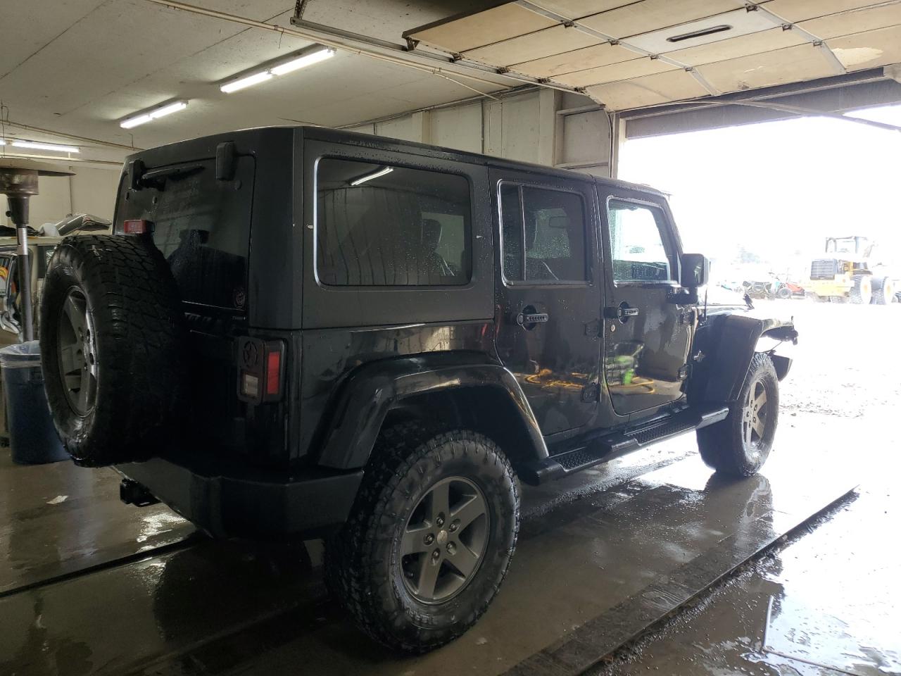 2015 Jeep Wrangler - Image 3