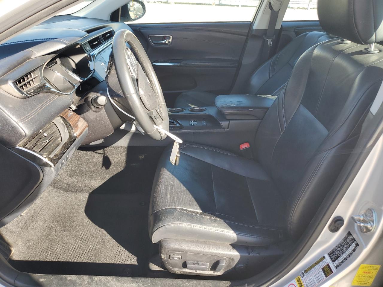2014 Toyota Avalon - Image 7
