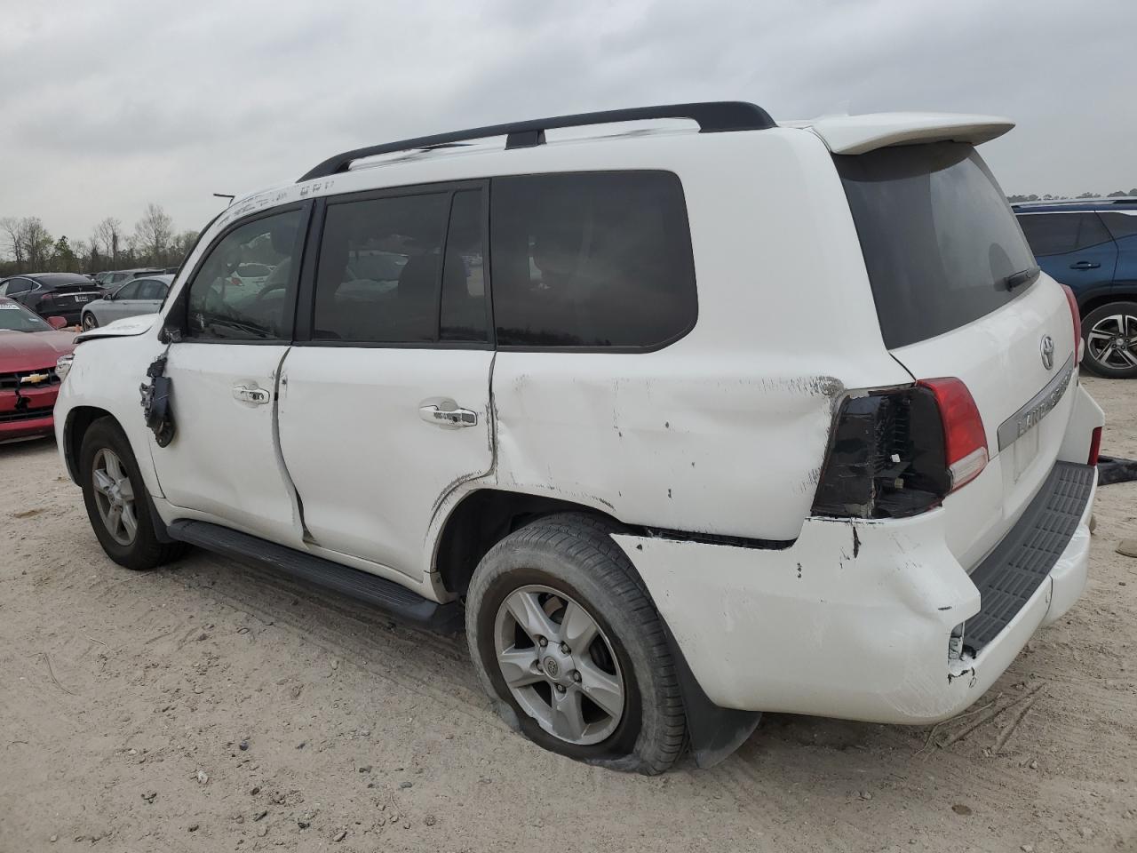 2011 Toyota Land Cruiser - Image 2