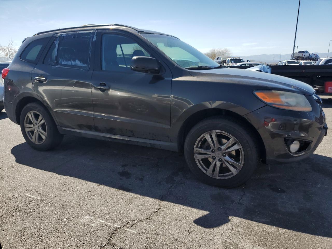 2011 Hyundai Santa Fe - Image 4
