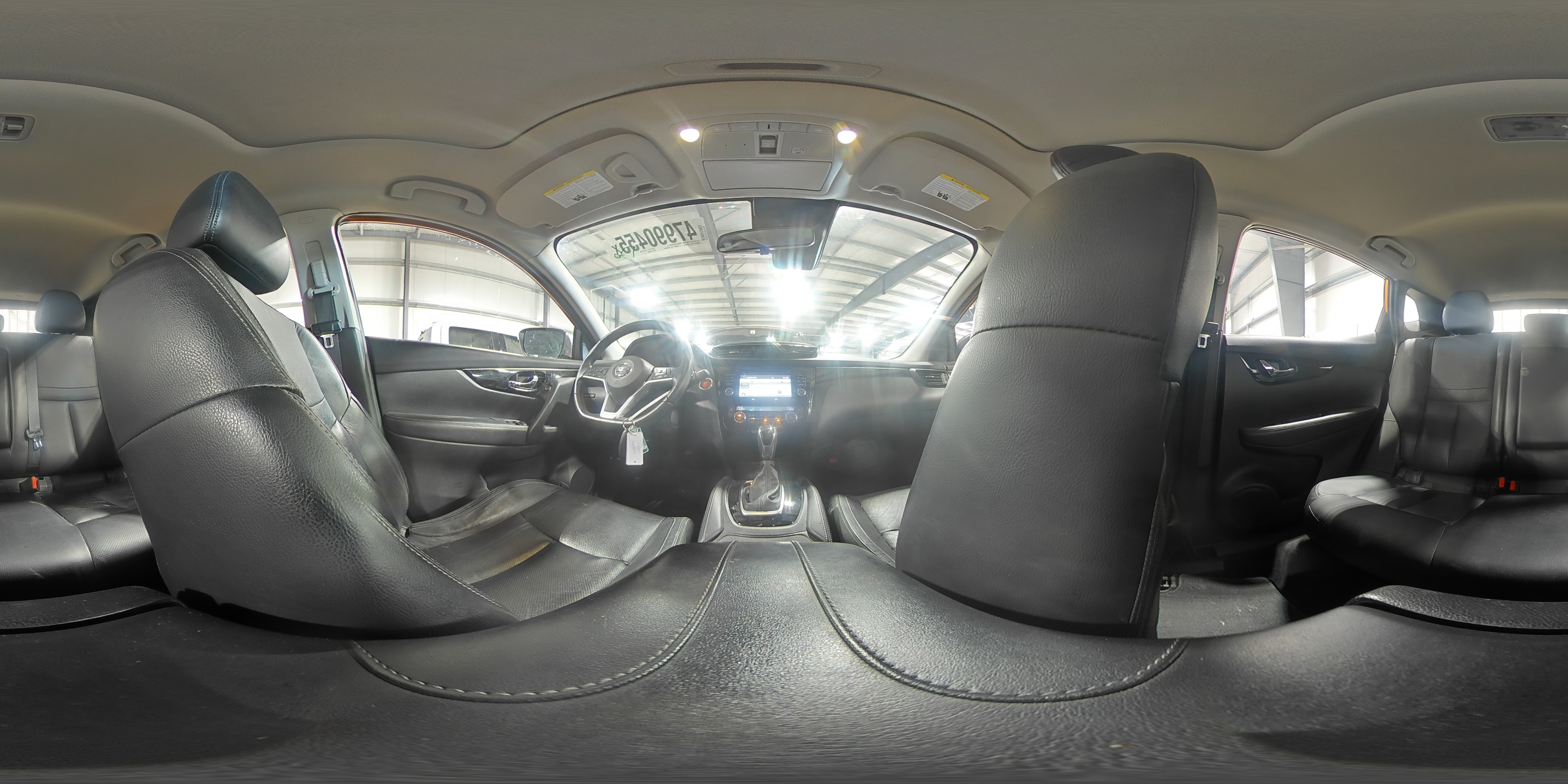 2017 Nissan Rogue - Image 15