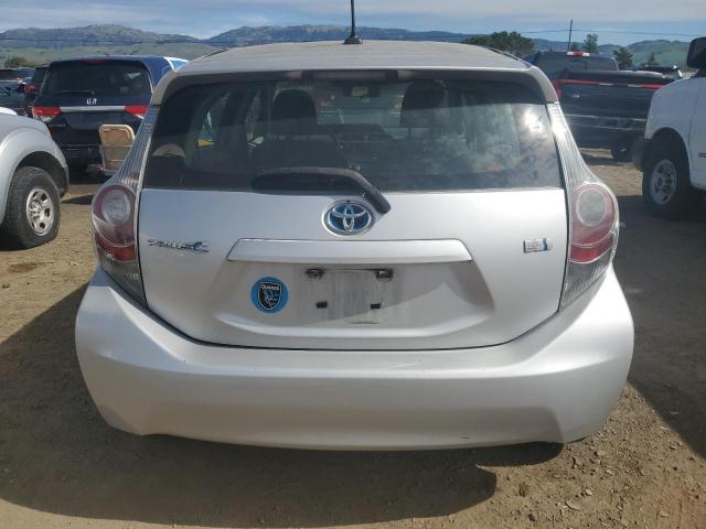  TOYOTA PRIUS 2013 Серебристый