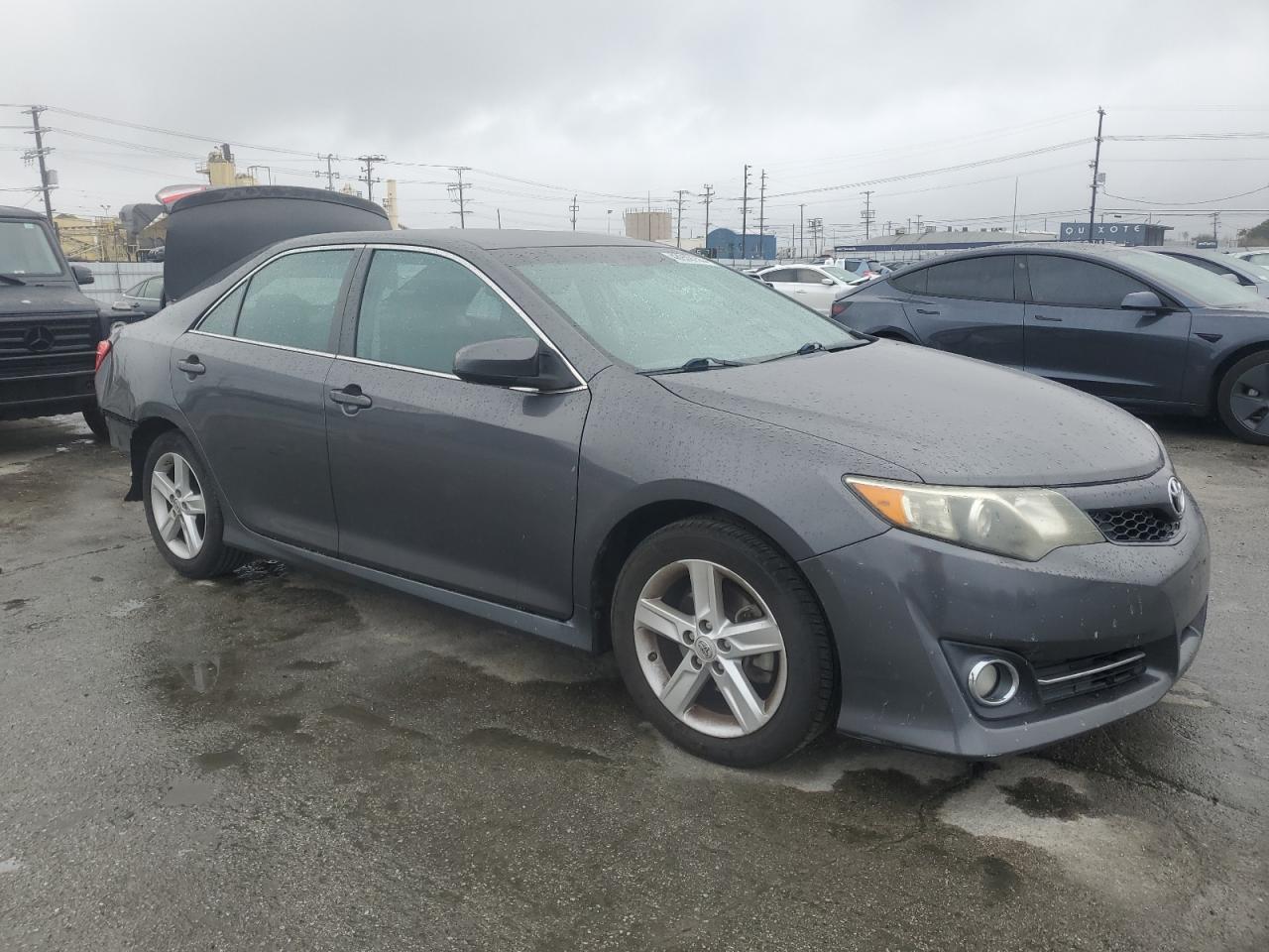2012 Toyota Camry - Image 4