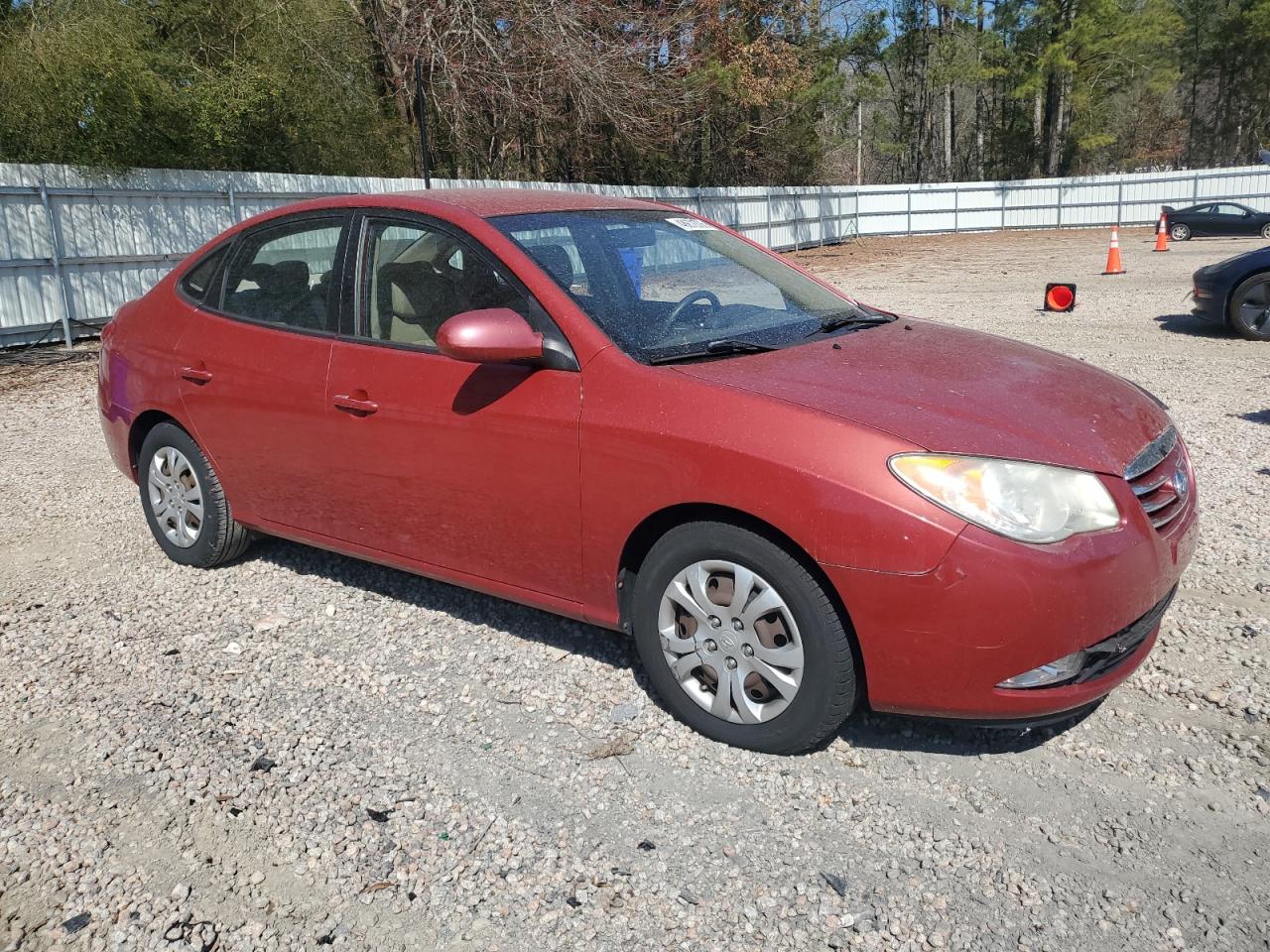 2010 Hyundai Elantra - Image 4