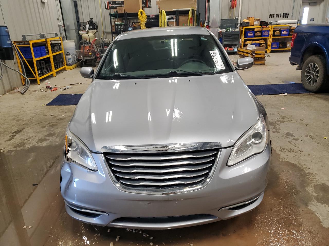 2013 Chrysler 200 - Image 5