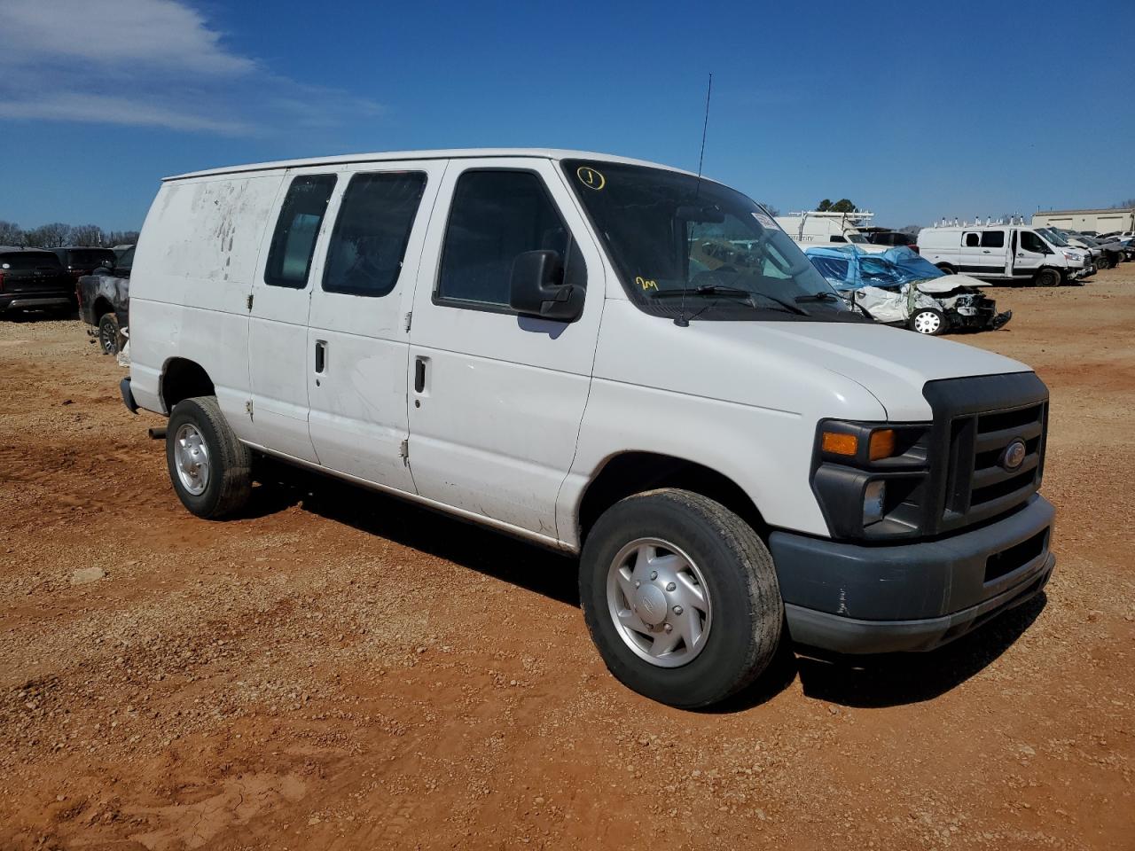 2011 Ford Econoline - Image 4